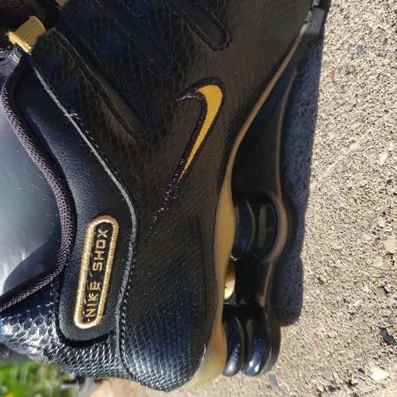 🖤💛 Rare NIKE Shox NZ 8.5 womens black and gold 🖤💛 Pittsburgh - Picture 5 of 10